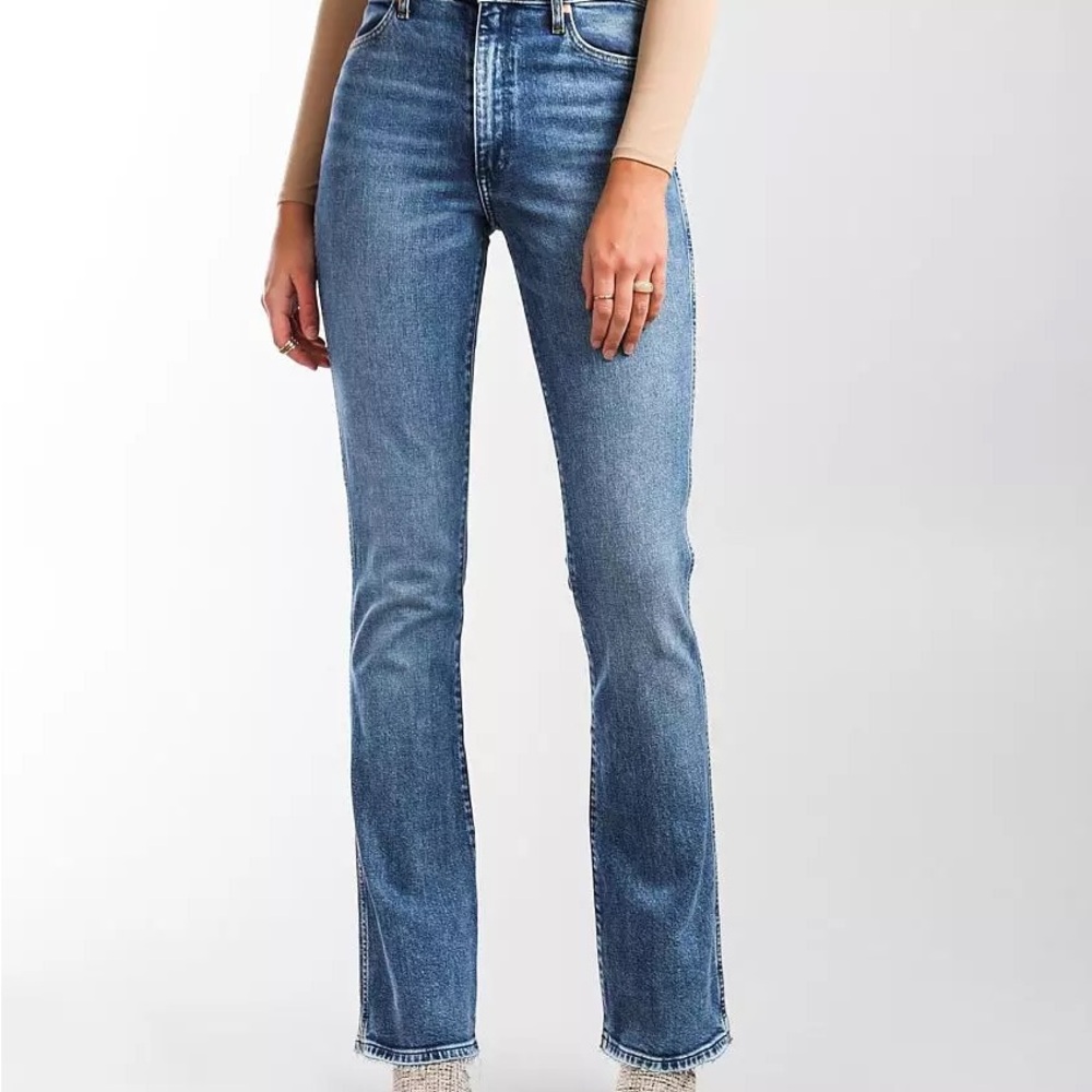 Women’s Wrangler Jeans